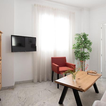 Jardines Del Prado Suite Apartment Σεβίλλη Εξωτερικό φωτογραφία