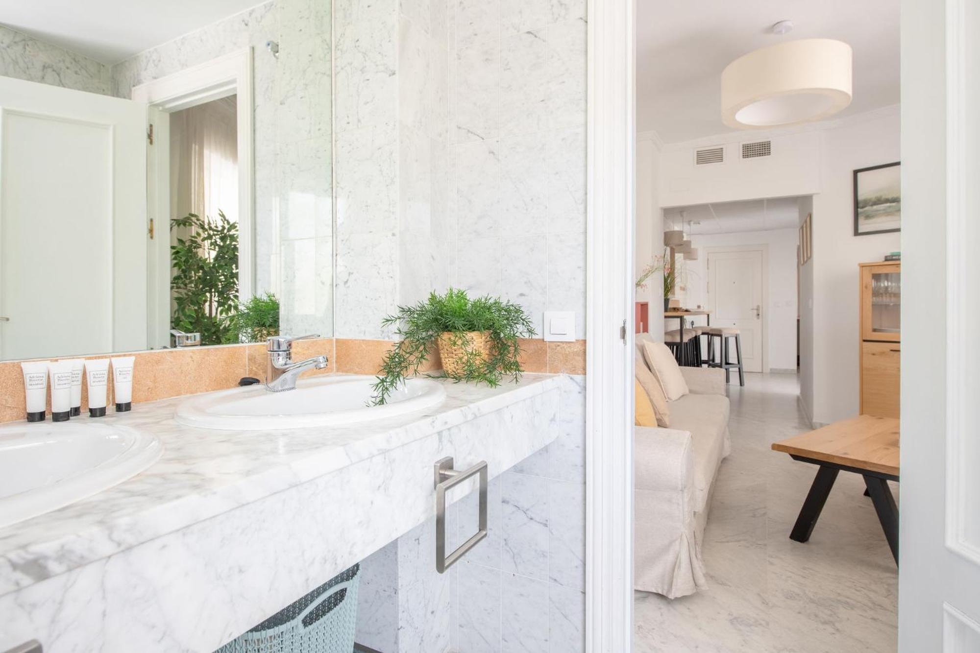 Jardines Del Prado Suite Apartment Σεβίλλη Εξωτερικό φωτογραφία