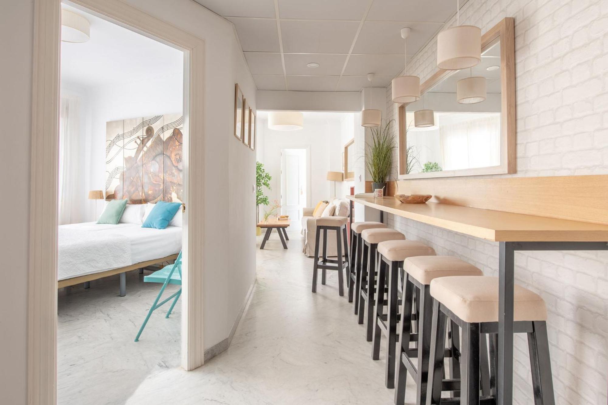 Jardines Del Prado Suite Apartment Σεβίλλη Εξωτερικό φωτογραφία