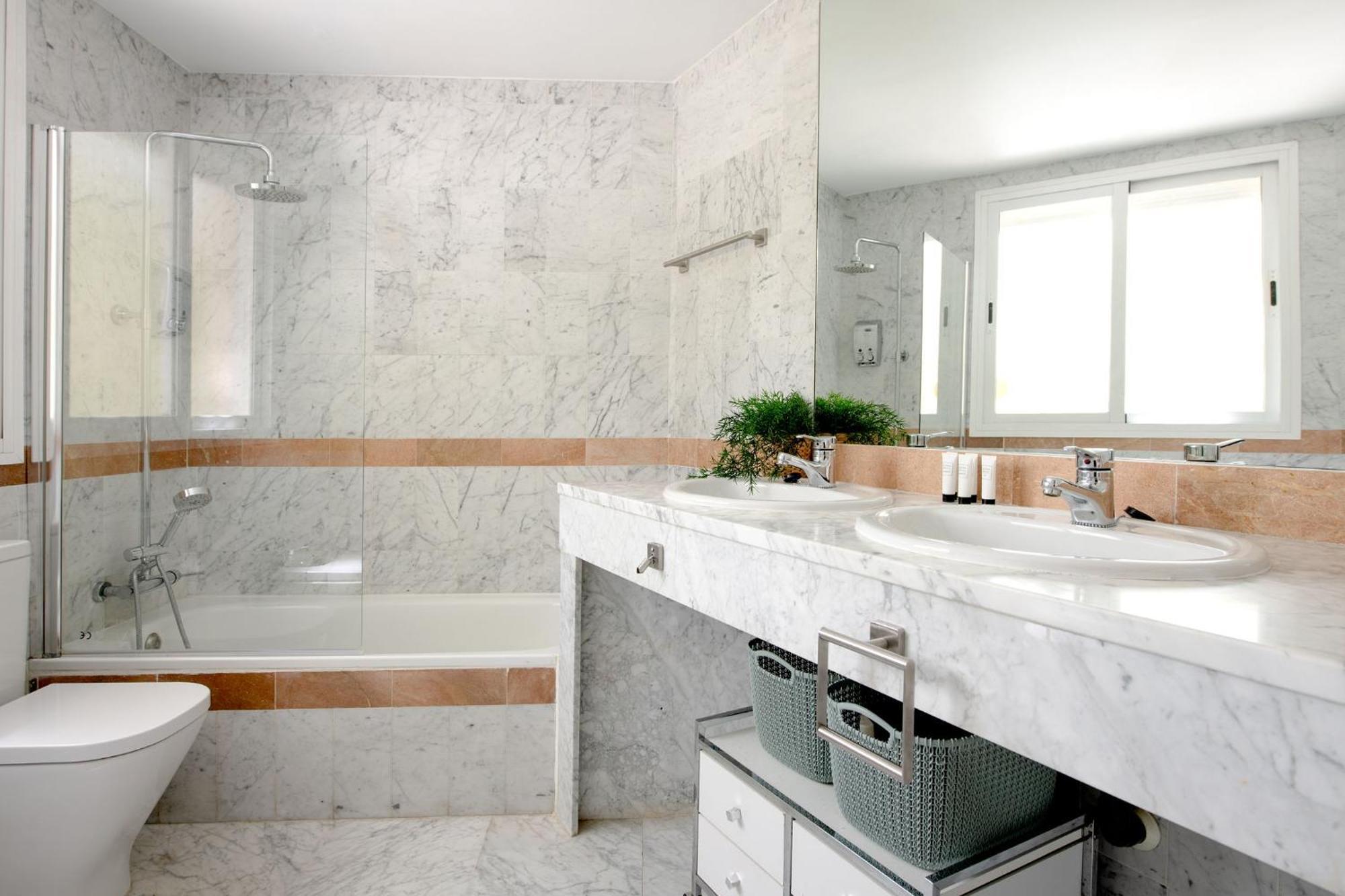 Jardines Del Prado Suite Apartment Σεβίλλη Εξωτερικό φωτογραφία